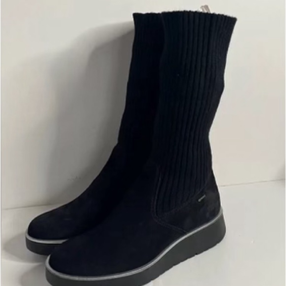 Igi & Co. Women's Black Combat & Moto Boots sz 35. NWOT. Very comfortable!